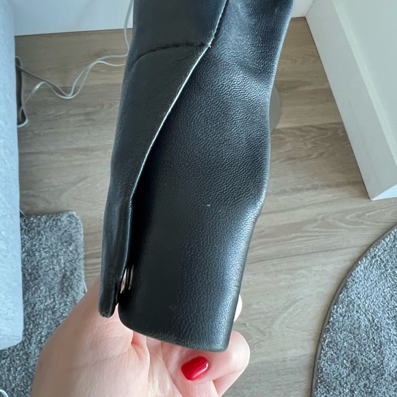 Massimo Dutti Leather Jacket - Picture 6 of 7